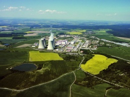 Obr. 1 Jaderná elektrárna Temelín
